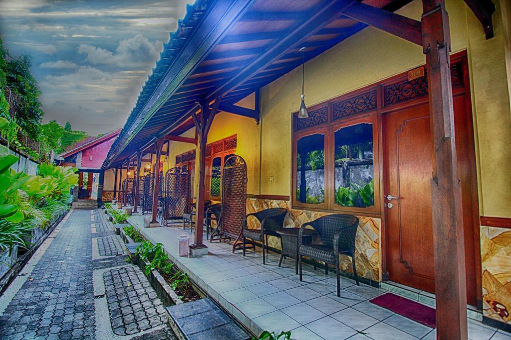 Paradiso Beach Inn Kuta Lombok Exterior foto